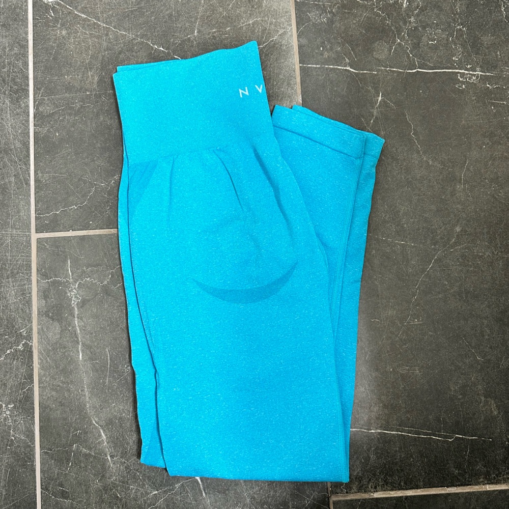 NVGTN Contoured Seamless Leggings Size Large